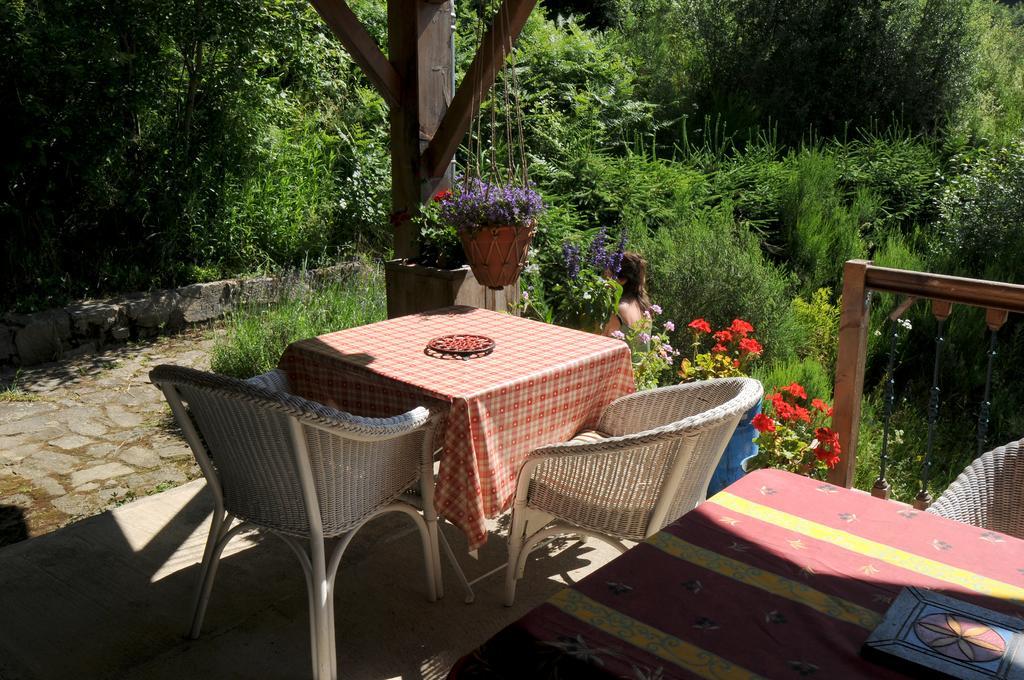 Le Vertige Bed & Breakfast Echandelys Exterior photo
